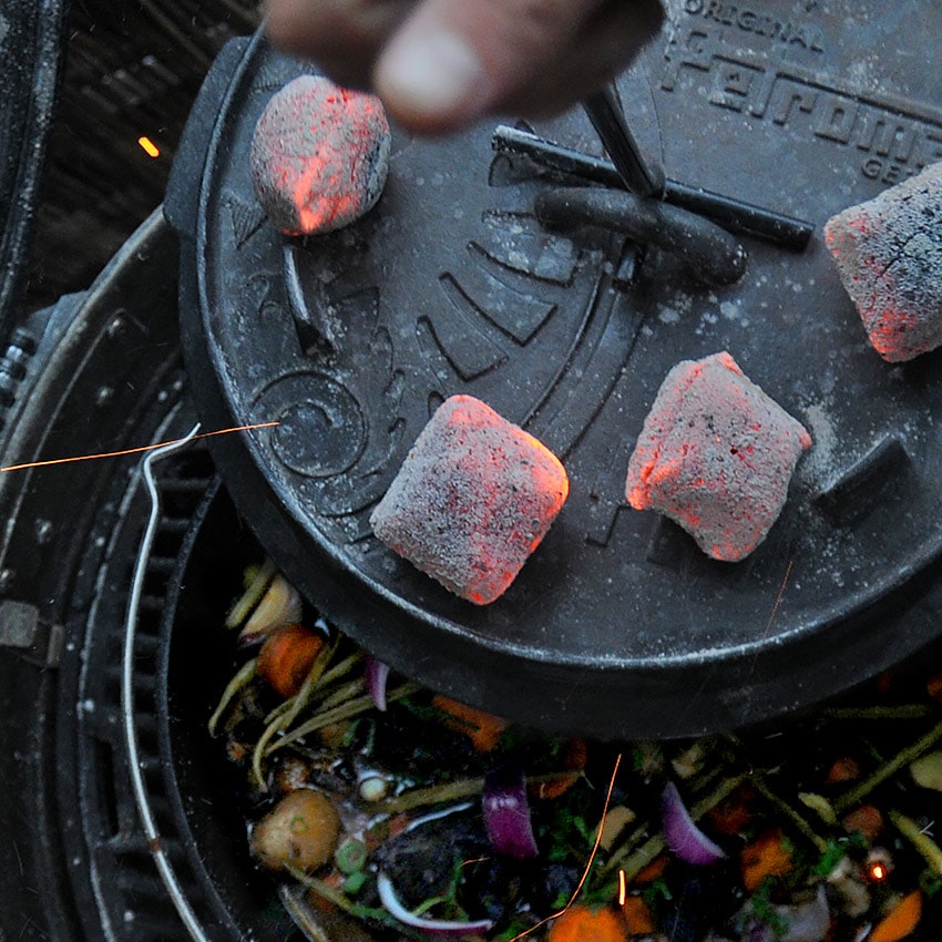 KOKOKO EGGS Kokosgrillkohle perfekt für Dutch Oven